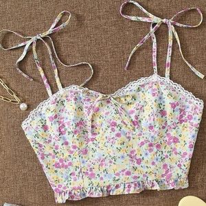 Tie Shoulder Floral Cropped Top